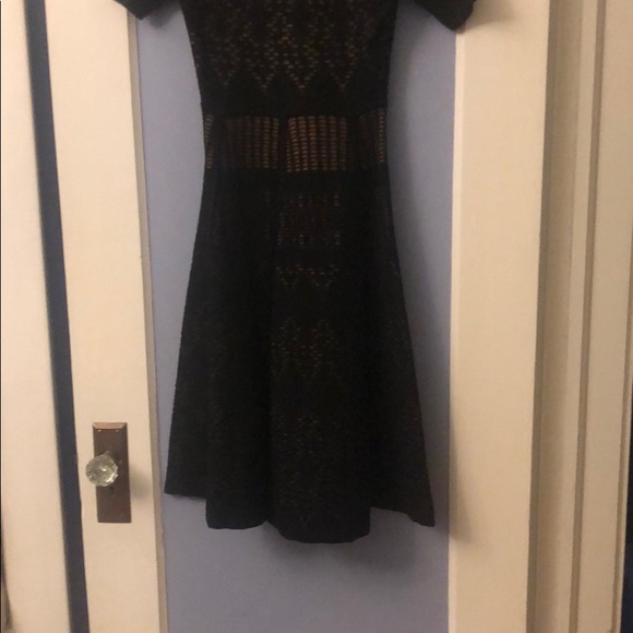 A.L.C. Short Sleeve Dress - Super Stretchy! - Picture 6 of 7